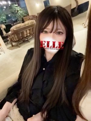 フワフワ柔らかFカップ！　経験も浅くて初々しさ抜群！　ご予約受付中！
